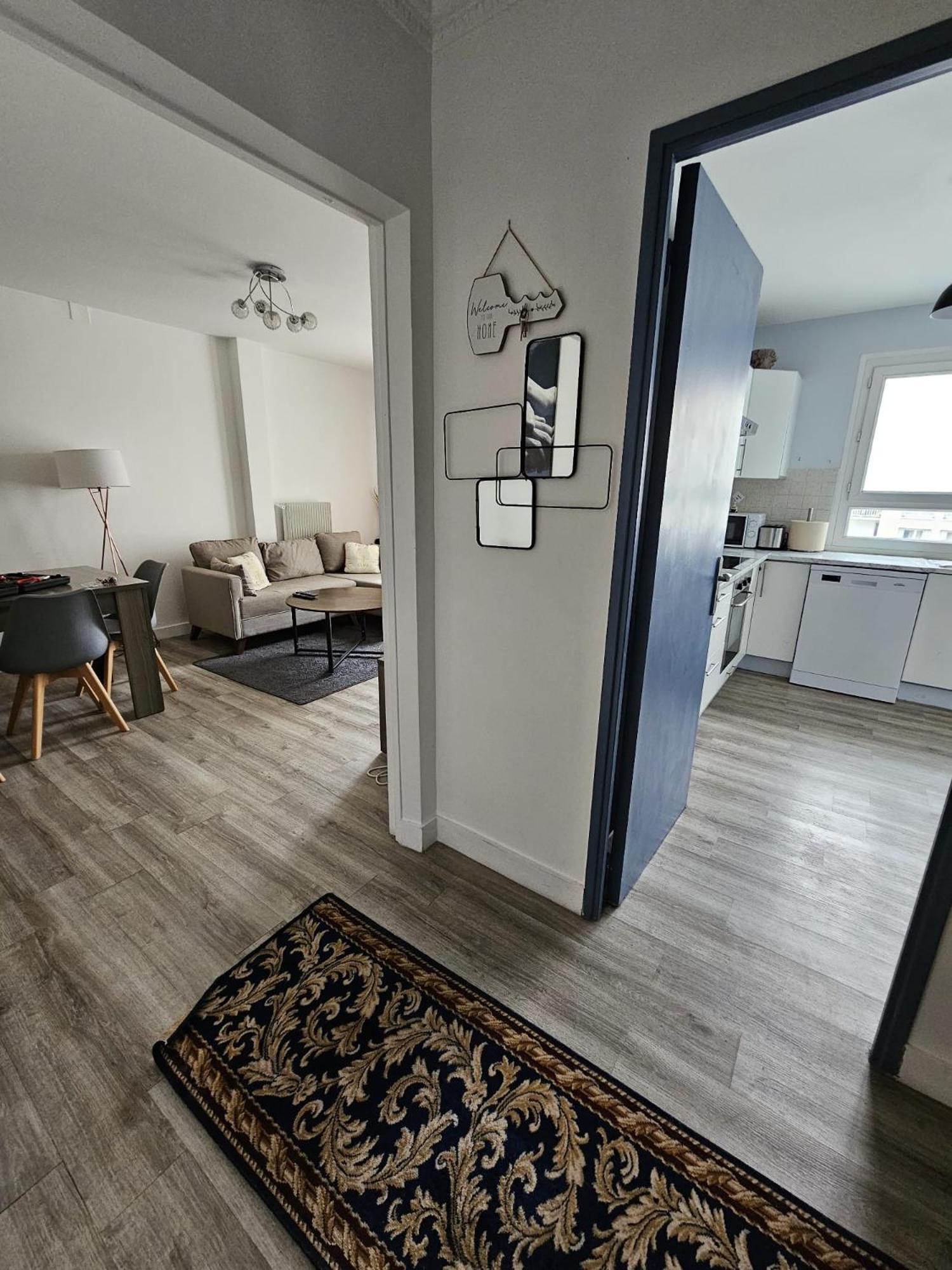 Appartamento Charmant pied-à-terre entre Paris et Disneyland - RER A et E Villiers-sur-Marne Esterno foto